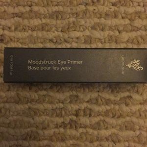 👁 eyeshadow primer